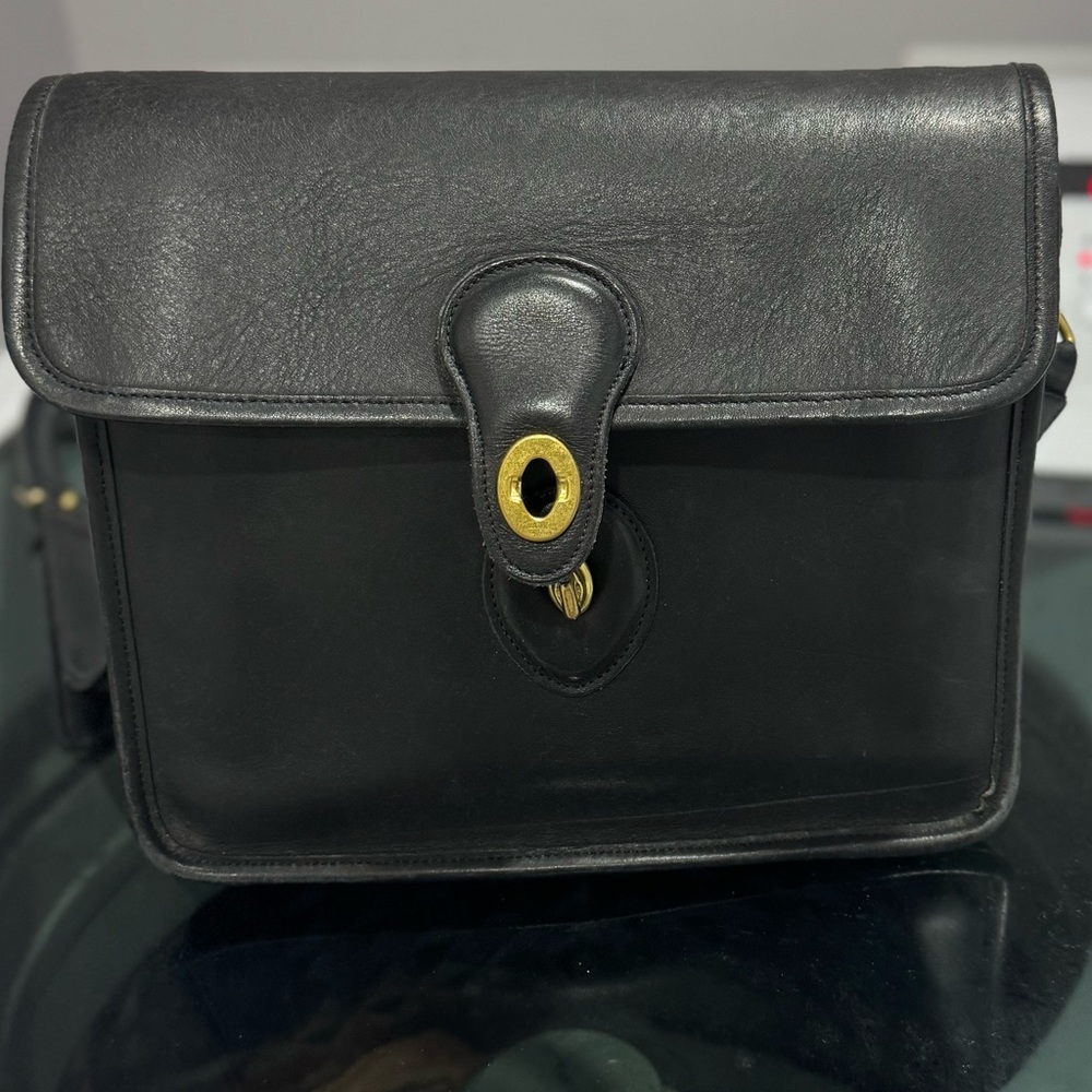 COACH - Vintage 1980's Navy Leather Convertible Crossbody/Hand Bag